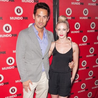 Ed Weeks in MundoFOX Launch Party: Let's Make History Together! - Arrivals - ed-weeks-let-s-make-history-together-03