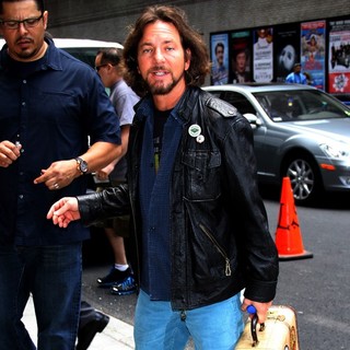 Eddie Vedder in The Late Show with David Letterman - Arrivals