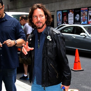 Eddie Vedder in The Late Show with David Letterman - Arrivals