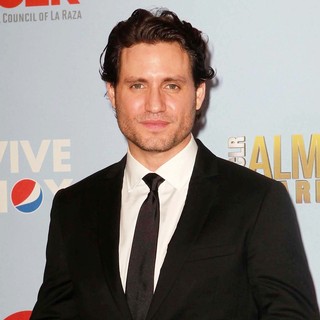 Edgar Ramirez in 2012 NCLR ALMA Awards - Press Room