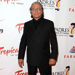 Edward James Olmos in Padres Contra El Cancer Annual Gala