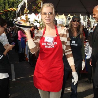 Eileen Davidson in The Los Angeles Mission's Thanksgiving for Skid Row Homeless