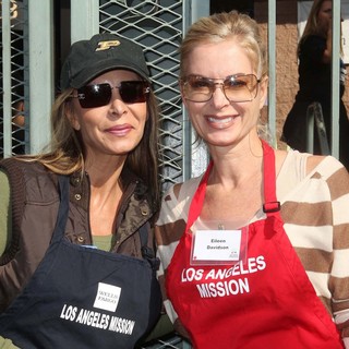 Eileen Davidson in The Los Angeles Mission's Thanksgiving for Skid Row Homeless