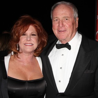 Susie Ekins, Jerry Weintraub in The 23rd Annual Palm Springs International Film Festival Awards Gala - Arrivals