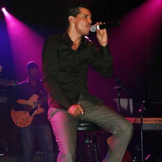 El DeBarge in El DeBarge Performs at CD Release Show for Album Second Chance