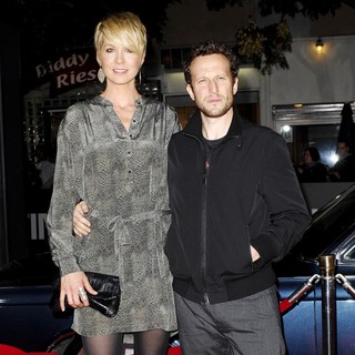 Jenna Elfman, Bodhi Elfman in The Premiere of In Time - Arrivals