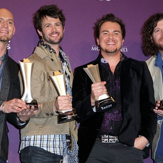 Eli Young Band in 2012 ACM Awards - Press Room