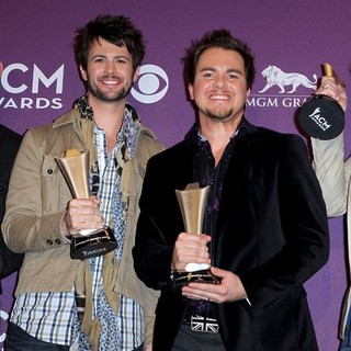 Eli Young Band in 2012 ACM Awards - Press Room