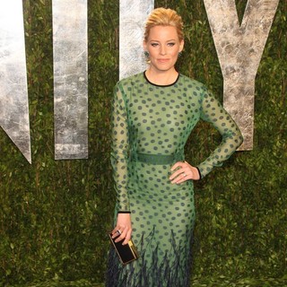 Elizabeth Banks in 2012 Vanity Fair Oscar Party - Arrivals - elizabeth-banks-2012-vanity-fair-oscar-party-01