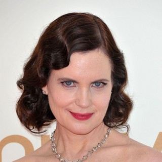 Elizabeth McGovern in The 63rd Primetime Emmy Awards - Arrivals