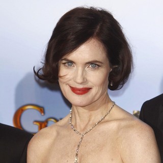 Elizabeth McGovern in The 69th Annual Golden Globe Awards - Press Room