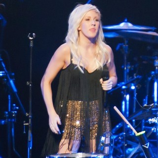 Ellie Goulding in KIIS FM's Jingle Ball 2012 - Show