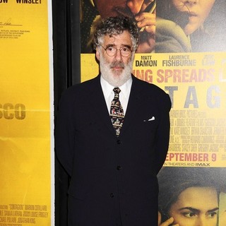 Elliott Gould in New York Premiere of Contagion - Arrivals