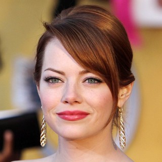 Emma Stone in The 18th Annual Screen Actors Guild Awards - Arrivals