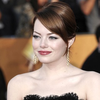 Emma Stone in The 18th Annual Screen Actors Guild Awards - Arrivals