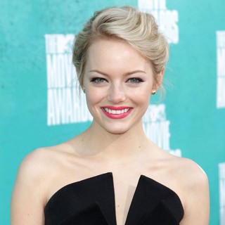 Emma Stone in 2012 MTV Movie Awards - Arrivals