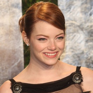 Emma Stone in 2012 Vanity Fair Oscar Party - Arrivals
