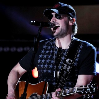 Eric Church in 2012 CMA Music Festival Nightly Concerts - Day 3 - eric-church-2012-cma-music-festival-nightly-concerts-day-3-04