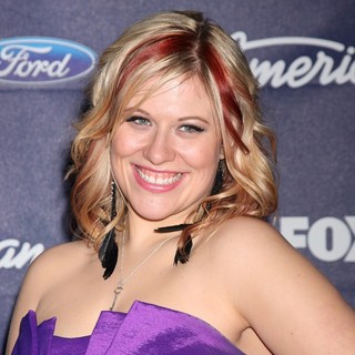 Erika Van Pelt in The American Idol Season 11 Top 13 Party