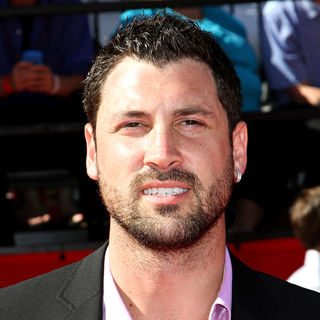 Maksim Chmerkovskiy in 2010 ESPY Awards - Arrivals