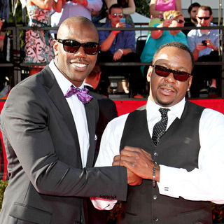 Terrell Owens, Bobby Brown in 2010 ESPY Awards - Arrivals