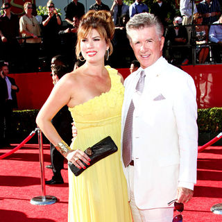 Tanya Callau, Alan Thicke in 2010 ESPY Awards - Arrivals
