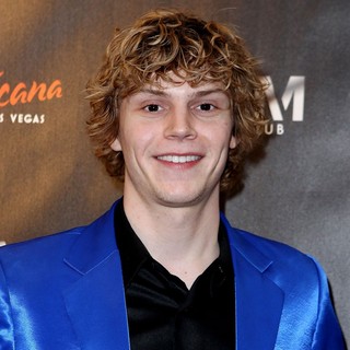 Evan Peters Celebrates His Birthday