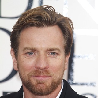 Ewan McGregor in 70th Annual Golden Globe Awards - Arrivals - ewan-mcgregor-70th-annual-golden-globe-awards-01