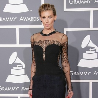 Faith Hill in 55th Annual GRAMMY Awards - Arrivals