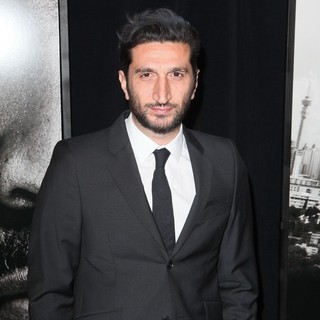 The Safe House Premiere - Arrivals - fares-fares-premiere-safe-house-01