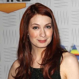 Felicia Day in Spike TV's 2010 Video Game Awards - Arrivals - felicia-day-2010-video-game-awards-01