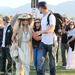 Stacy Ferguson, Josh Duhamel in Celebrities at The 2012 Coachella Valley Music and Arts Festival - Day 2
