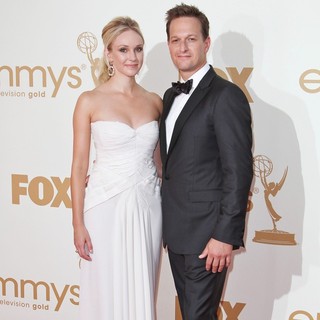 Josh Charles in The 63rd Primetime Emmy Awards - Arrivals - flack-charles-63rd-primetime-emmy-awards-02