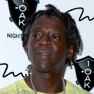 Flavor Flav, Public Enemy in Cee-Lo Green Live - Arrivals