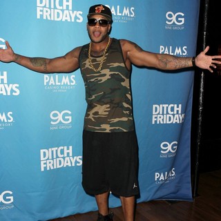Flo Rida in Flo Rida Performs at Ditch Fridays