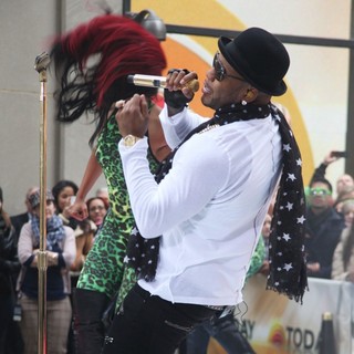 Flo Rida in Flo Rida Performing Live on NBC's Toyota Concert Series on The Today Show