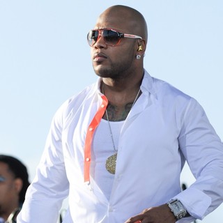 Flo Rida in Flo Rida Performs Live on NBC's Today