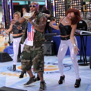 Flo Rida in Flo Rida Performs at The Toyota Concert Series on The Today Show