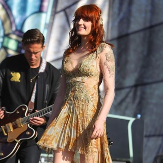 Robert Ackroyd, Florence Welch, Florence and the Machine in BBC Radio 1's Hackney Weekend - Day 2