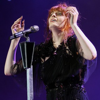 Florence Welch, Florence and the Machine in Florence and the Machine Performing Live During Their Second Night at The O2 Arena