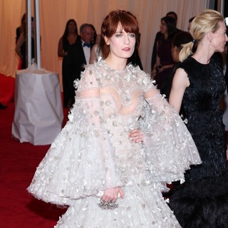 Florence Welch, Florence and the Machine in Schiaparelli and Prada Impossible Conversations Costume Institute Gala