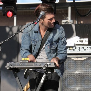 Cubbie Fink, Foster the People in 102.7 KIIS FM's Wango Tango 2012 - Show