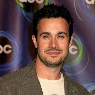 Freddie Prinze Jr. in ABC TV TCA Party - Arrivals