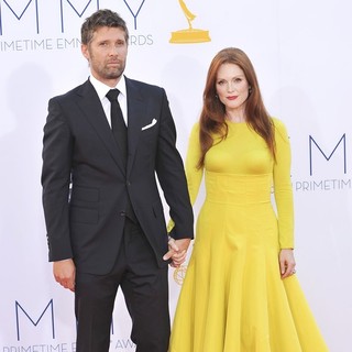 Bart Freundlich, Julianne Moore in 64th Annual Primetime Emmy Awards - Arrivals