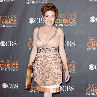 Carolyn Hennesy in People's Choice Awards 2010