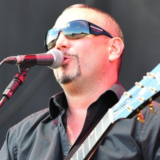 Fun Lovin' Criminals in V Festival - Day Two