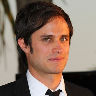 Gael Garcia Bernal in 2010 Cannes International Film Festival - Day 12 - Palme d'Or Awards Photocall