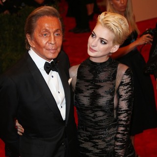Valentino Garavani, Anne Hathaway in PUNK: Chaos to Couture Costume Institute Gala