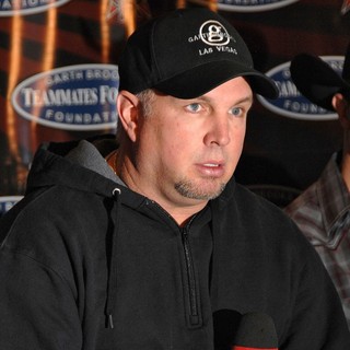 Garth Brooks in PBR and Garth Brooks Teammates for Kids Foundation Press Conference