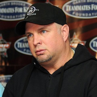 Garth Brooks in PBR and Garth Brooks Teammates for Kids Foundation Press Conference